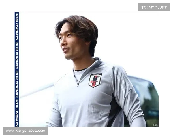 德天空：门兴后卫板仓滉加盟阿贾克斯转会达成周五体检确认